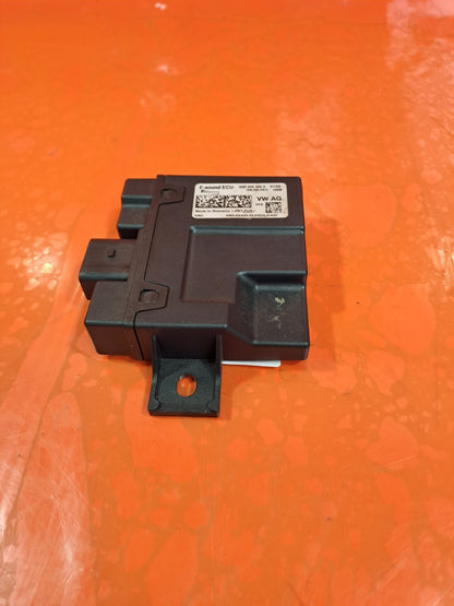 2023 CUPRA LEON VZ2 1.4P ENGINE NOISE GENERATOR CONTROL UNIT 3Q0035335E A227 - Image 2