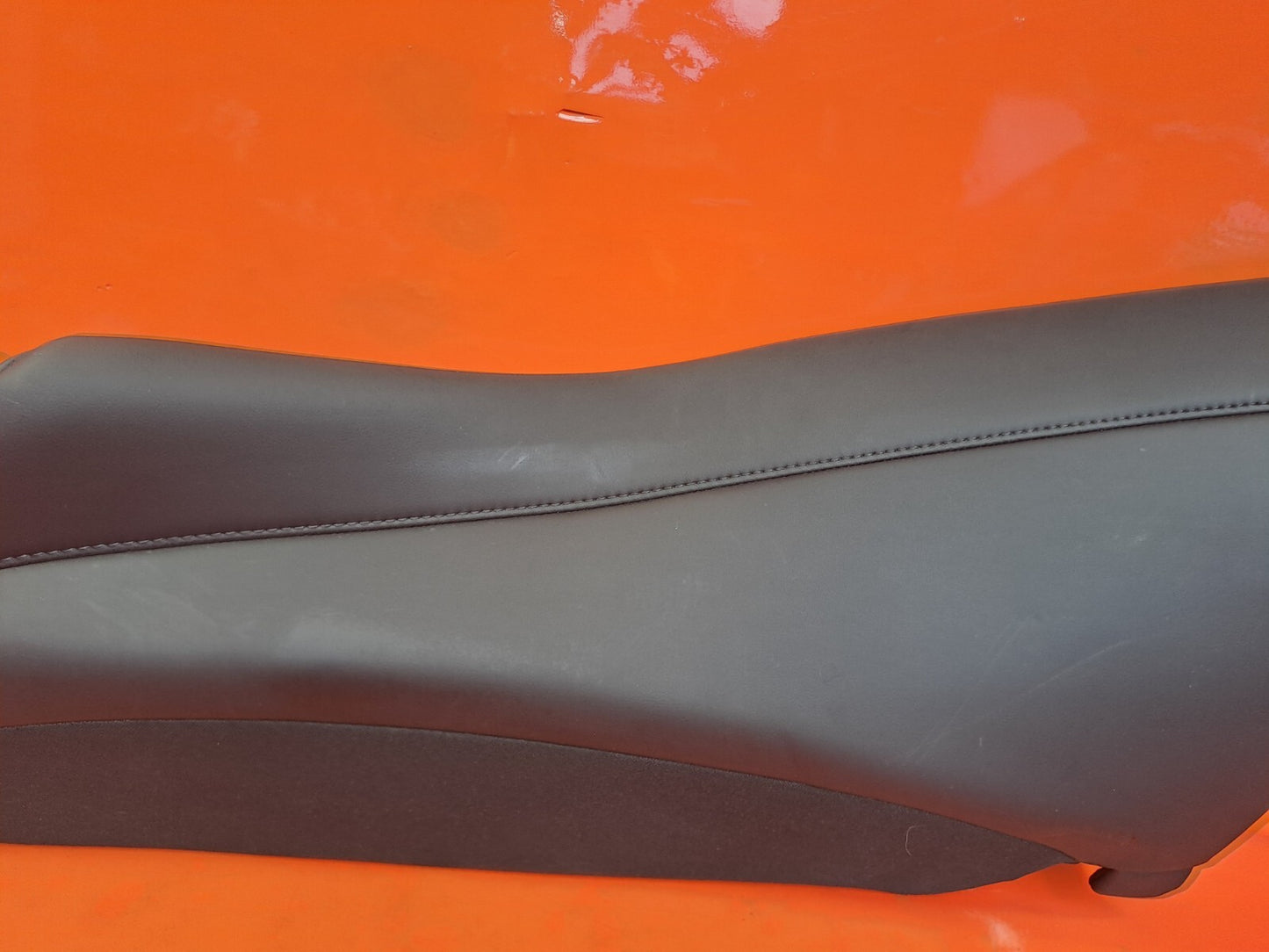 TESLA MODEL 3 LONG 2024 REAR SEAT LEFT CUSHION 1836647-03-B Warranty A207 - Image 3
