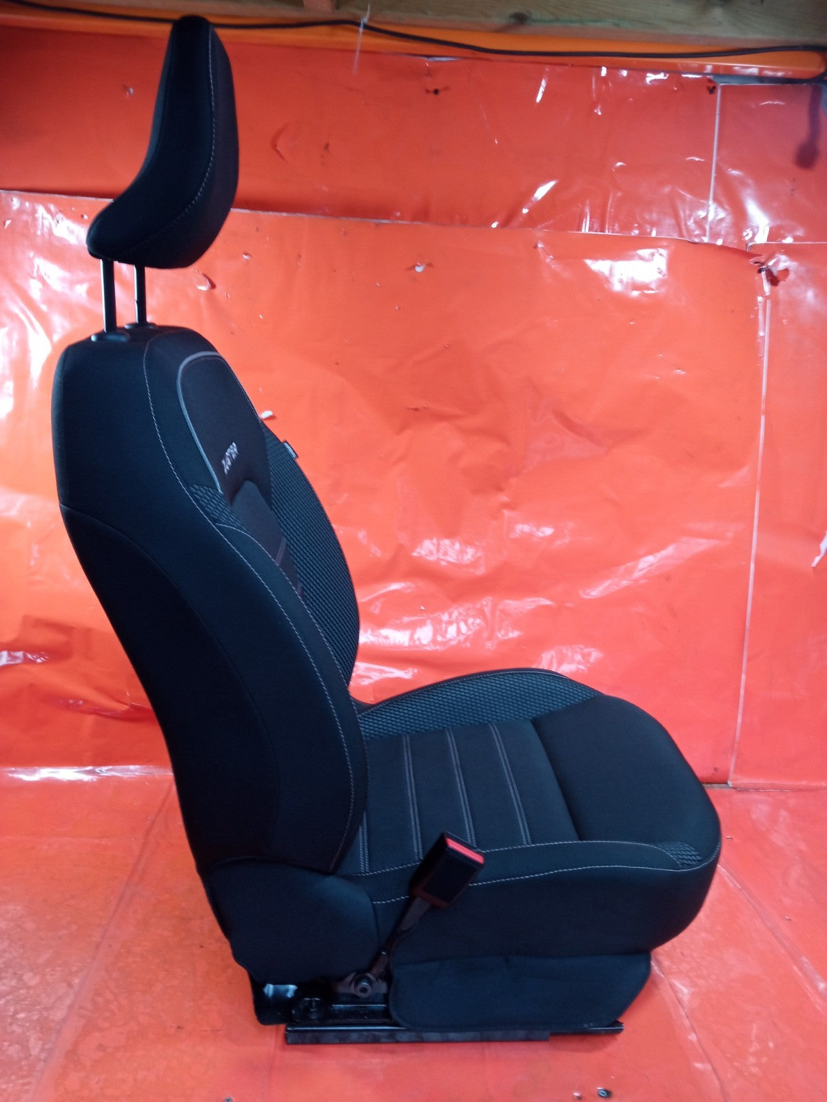✅Dacia Duster Journey 1.3 Petrol 2024 Front Left Heated Seat Cloth Warranty A364 - Image 9