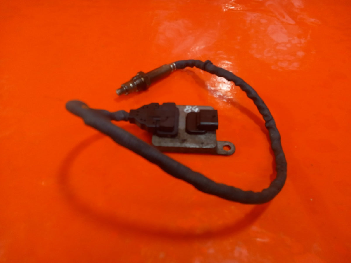 Mercedes W205 C220 2.1 Diesel 2014 NOX Lambda Oxygen Sensor A0009053503 A084 - Image 3