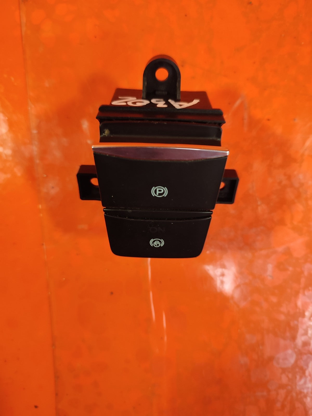 ✅FORD KUGA St-LINE 1.5 PETROL 2024 PARKING HANDBRAKE SWITCH BUTTON LB5T2B623AAW - Image 1