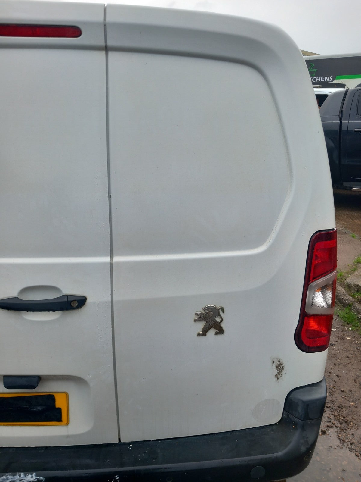 2022 Peugeot Partner K9 Rear Right Driver Side Door White Warranty A419 - Image 1