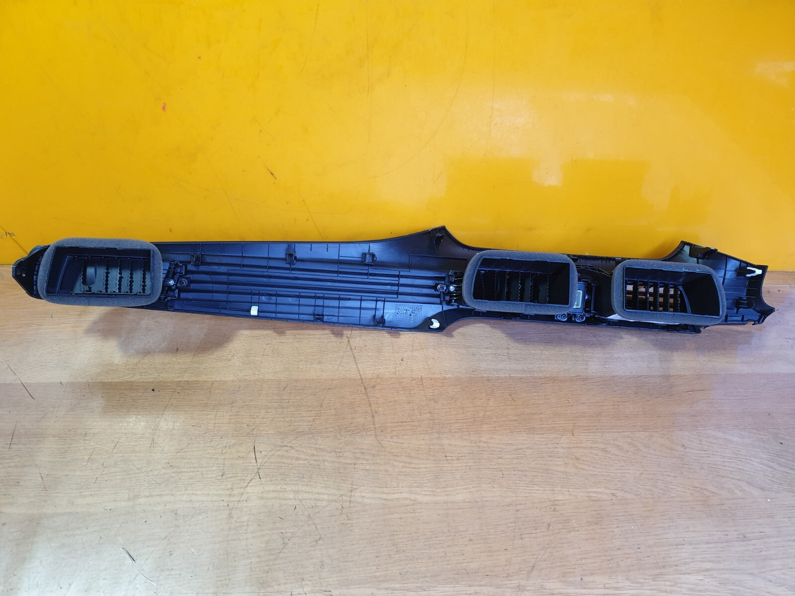 ebay-src:https://i.ebayimg.com/00/s/mtiwmfgxnjaw/z/rl8aaosw~mxmp~ij/$_57.jpg