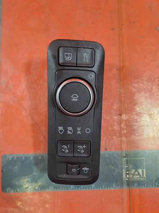 ✅FORD KUGA ST-LINE 2.5 PETROL 2025 HEADLIGHT CONTROL SWITCH PV4T13D061DBW A326 - Image 2