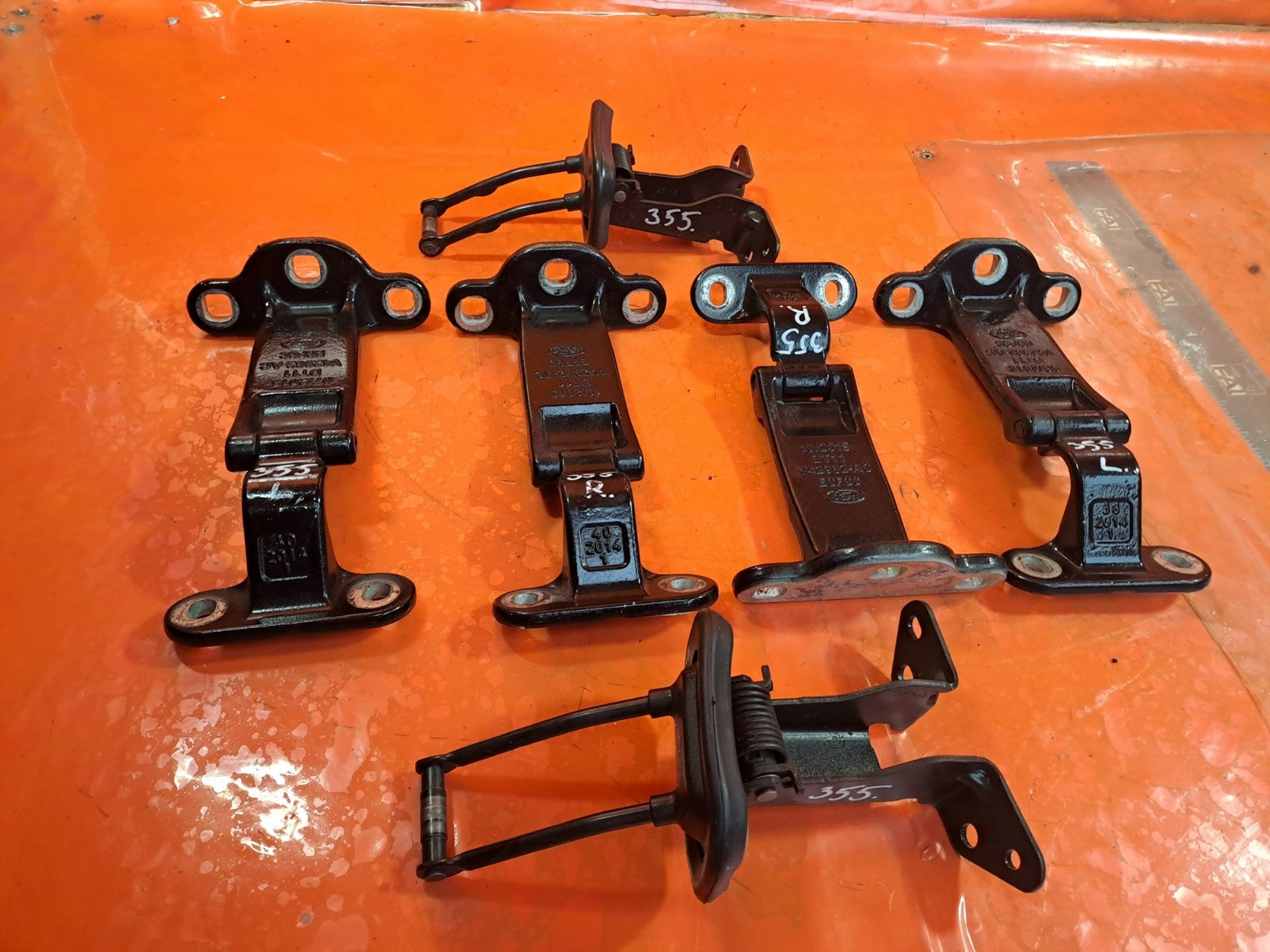 ✅FORD TRANSIT CONNECT 1.6 DIESEL 2015 REAR DOOR HINGES SET DT11V42982AC Warranty - Image 10