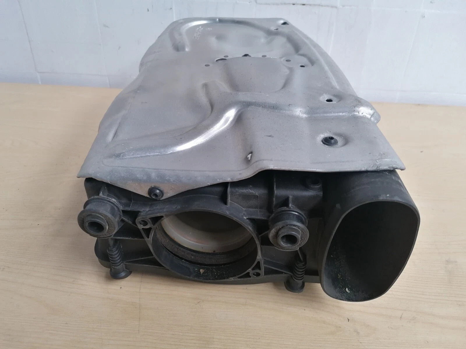 ebay-src:https://i.ebayimg.com/00/s/mtiwmfgxnjaw/z/uaeaaeswsl5p-arl/$_57.jpg