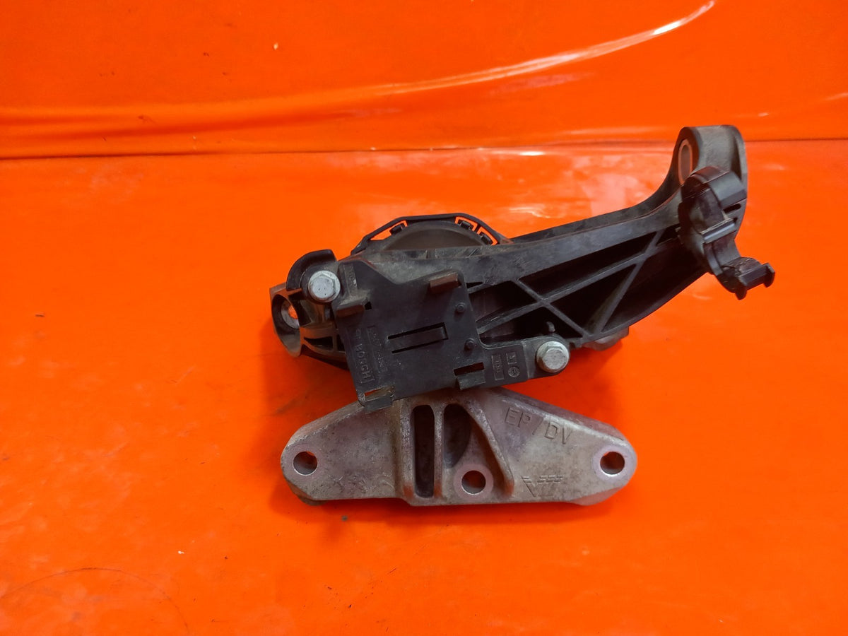 ebay-src:https://i.ebayimg.com/00/s/mtiwmfgxnjaw/z/~ayaaesw6ltq5djo/$_57.jpg