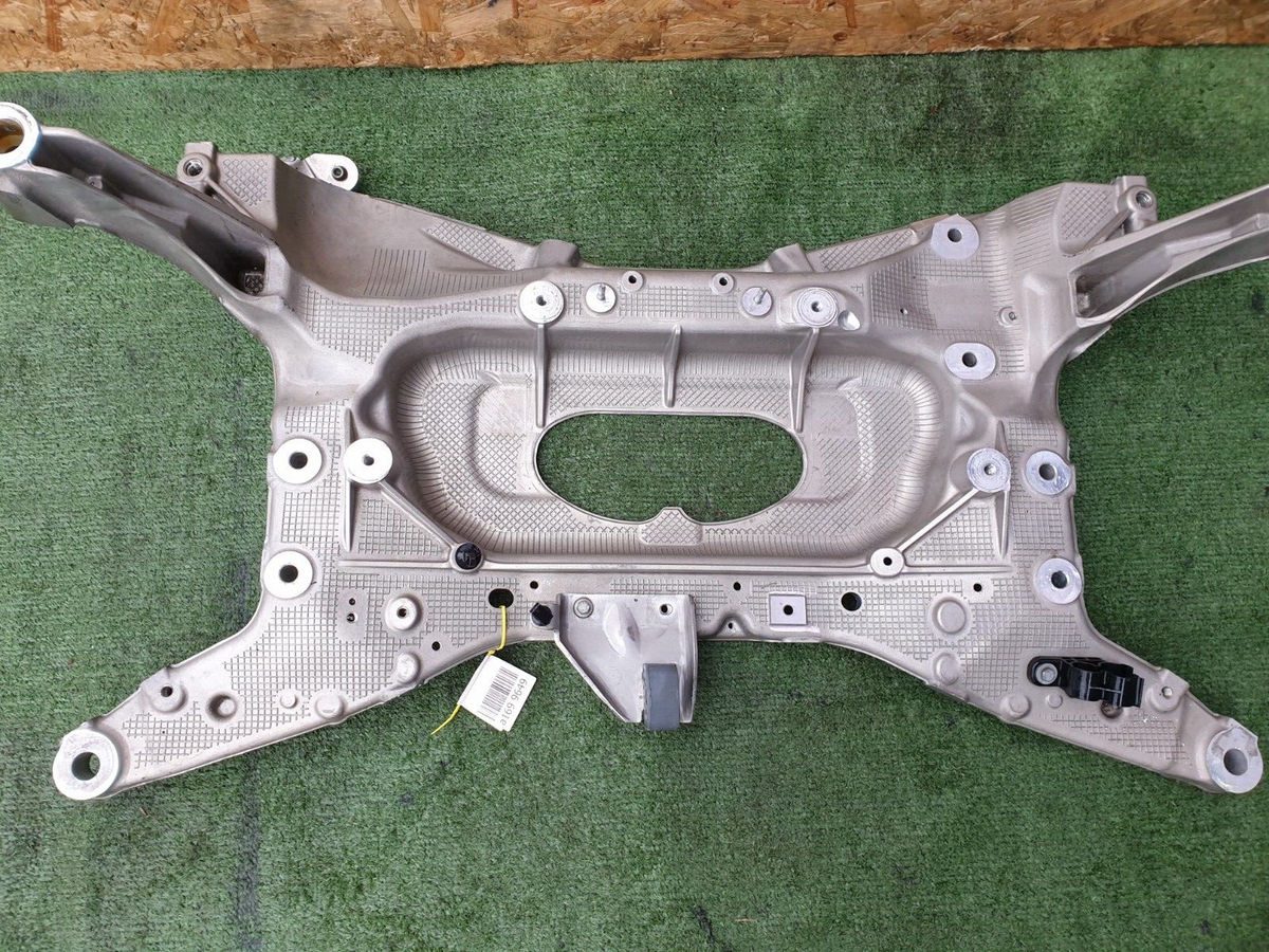 2022 Range Rover Evoque L551 Front Subframe K8D2-5C145 Warranty A169 - Image 3