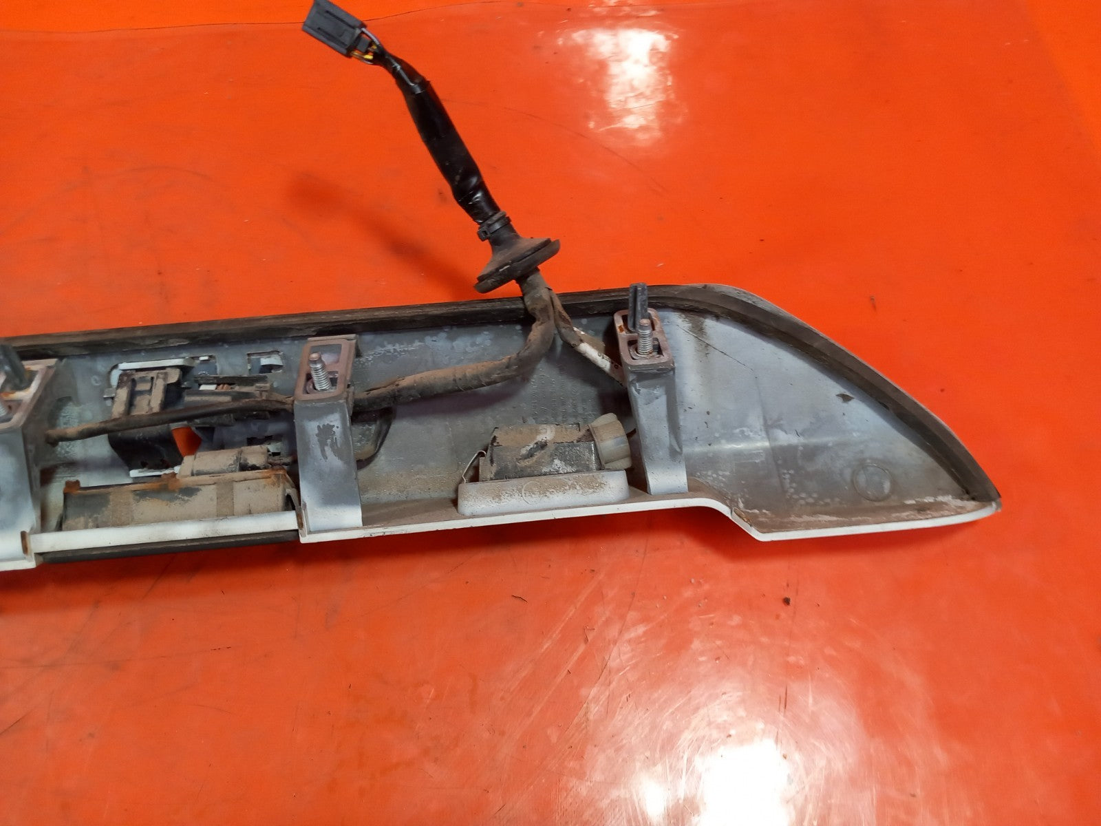 Ford Tourneo Custom 2.2 Diesel 2016 Tailgate Trim BK2143404 Warranty A411 - Image 12