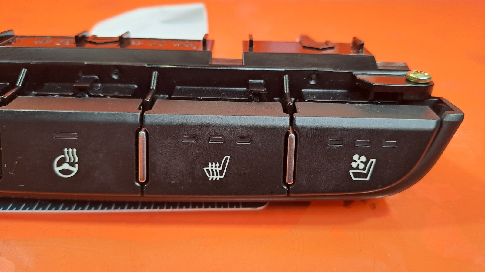 ebay-src:https://i.ebayimg.com/00/s/otawwde2mda=/z/er0aaoswl-lnc~jg/$_57.jpg