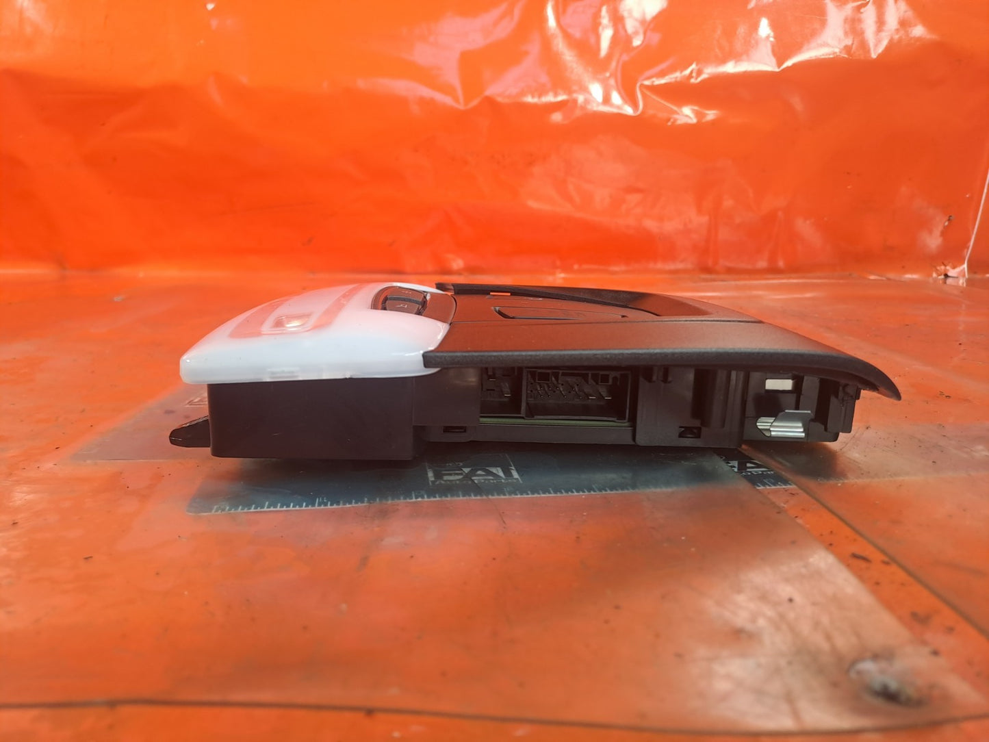 ebay-src:https://i.ebayimg.com/00/s/mtiwmfgxnjaw/z/xw4aaeswdsjpjwcq/$_57.jpg