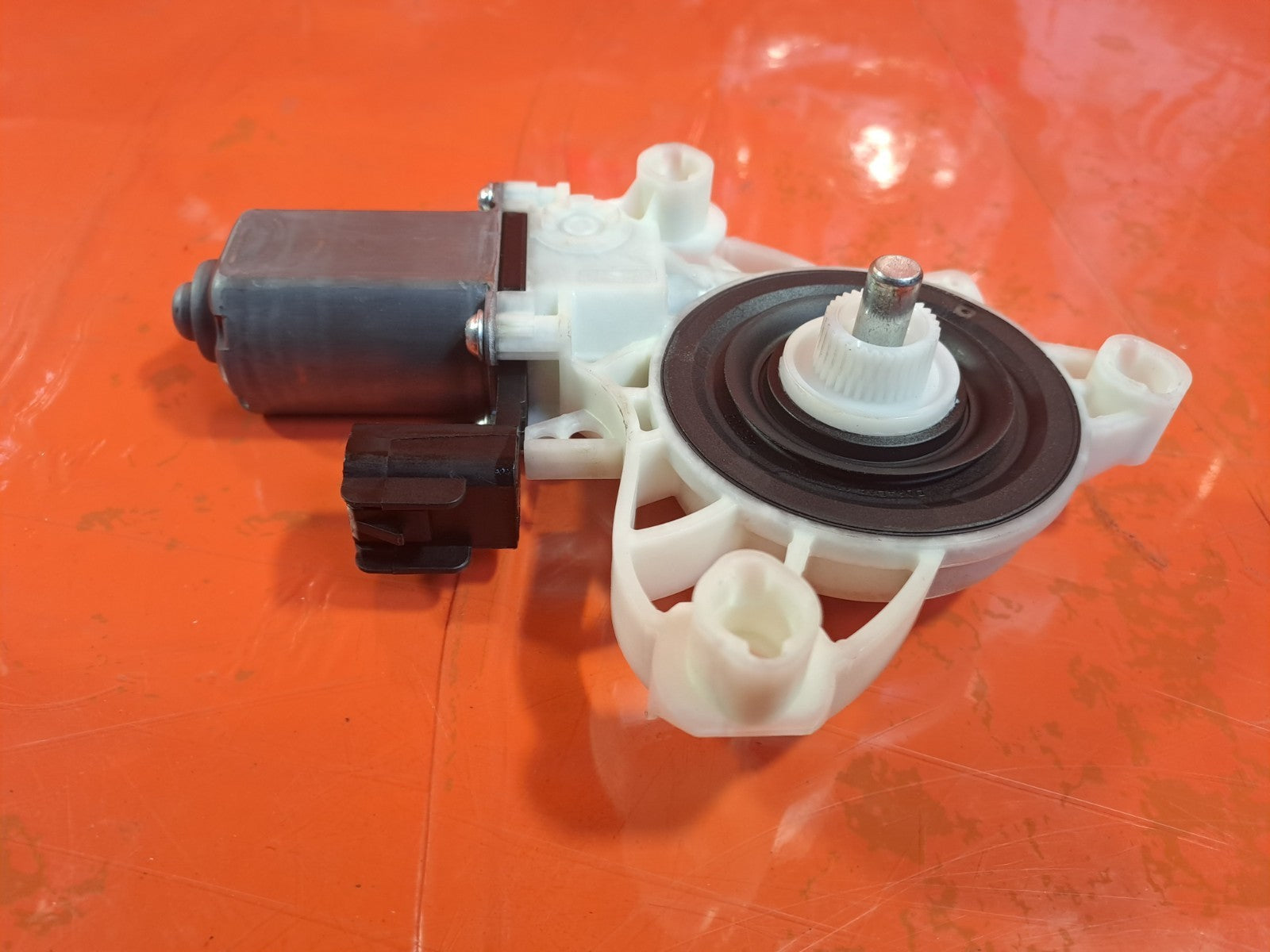 ✅2019 Ford Focus MK4 ST-Line Rear Left Window Motor JX7B-14553-BA +Warranty A354 - Image 4