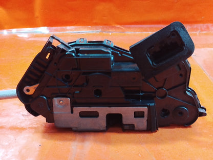 ✅CUPRA FORMENTOR 2.0 PETROL 2023 FRONT RIGHT DOOR LOCK 5TC837016D Warranty A336 - Image 6