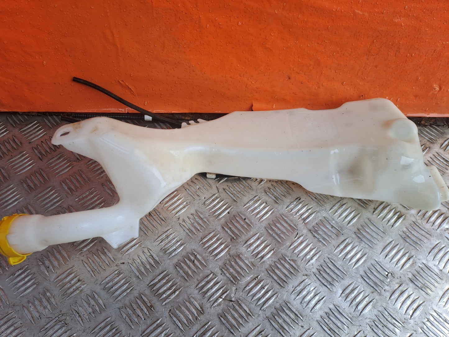 Renault Megane MK4 1.3 Petrol 2019 Windscreen Washer Bottle Tank 289105506R A387 - Image 10