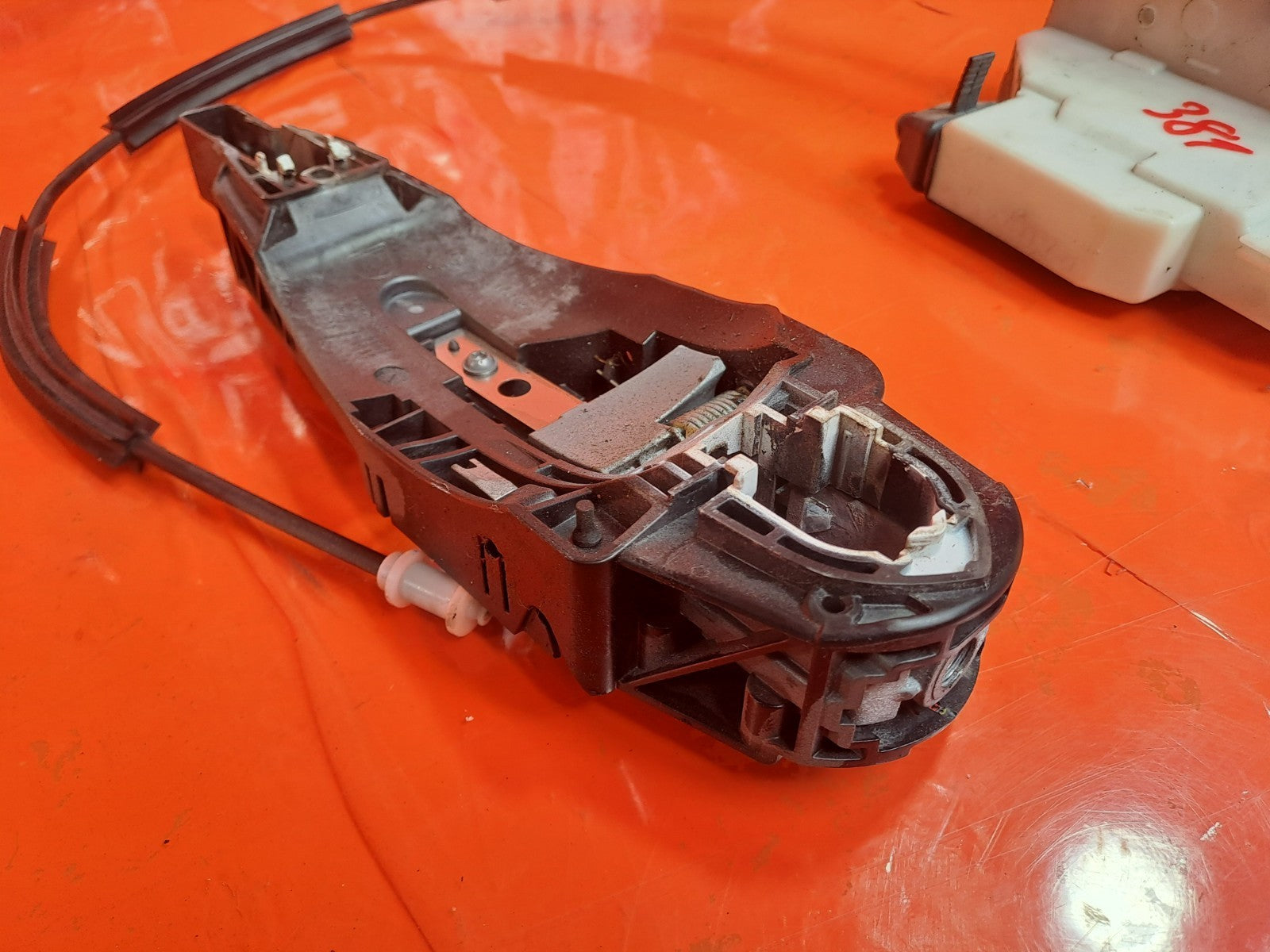 ✅Citroen Berlingo 650 1.5 Diesel 2020 Left Sliding Door Lock 16943540 Warranty - Image 7
