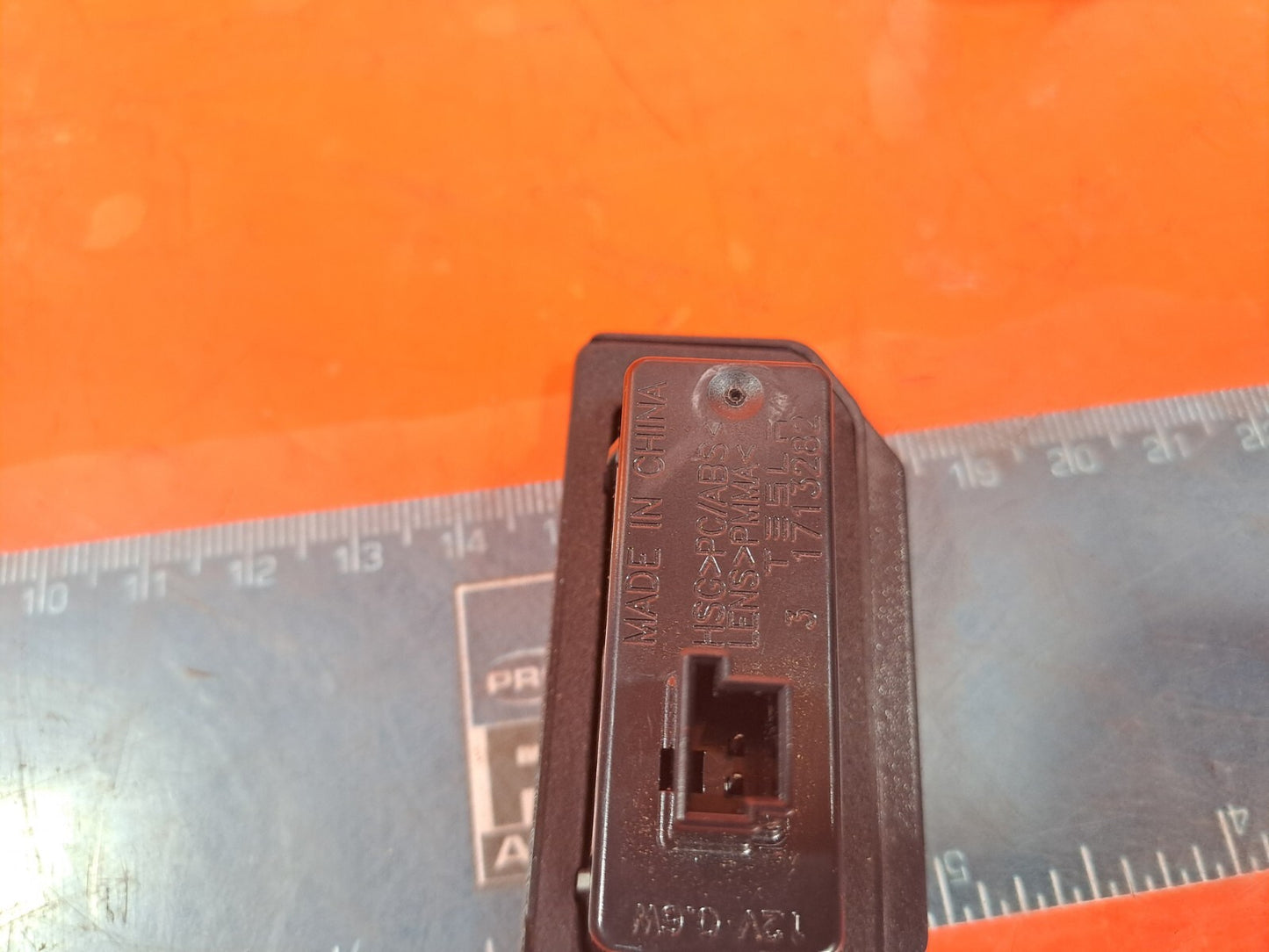 TESLA MODEL 3 LONG 2024 LICENCE PLATE LIGHT PAIR 1713282-00-A Warranty A207 - Image 11