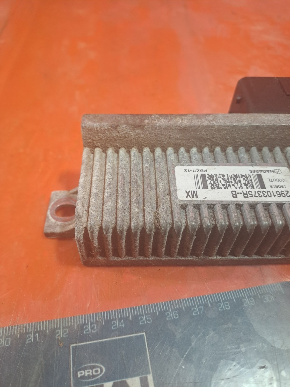 ✅2015 RENAULT ZOE DYNAMIQUE RELAY CONTROL MODULE UNIT 296103375R + WARRANTY A317 - Image 3