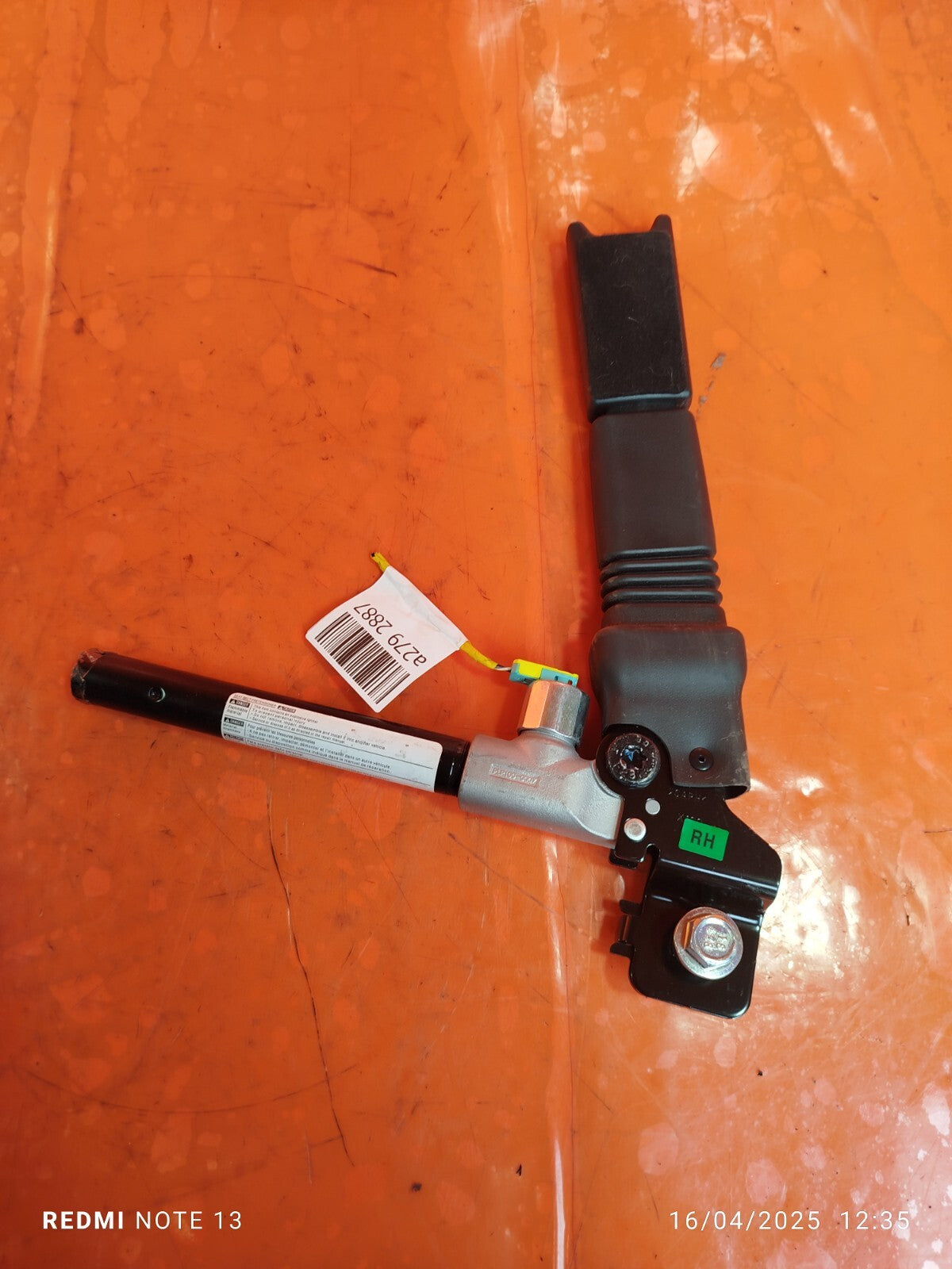 ✅Ssangyong Tivoli Ex 2016 1.6 Diesel FRONT RIGHT SEAT BELT BUCKLE 7466235000LBH - Image 2