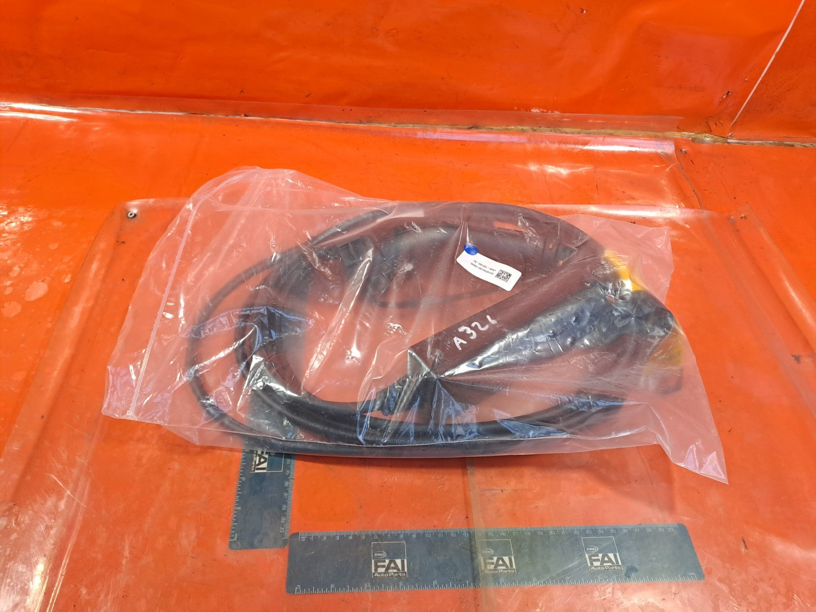 ✅FORD KUGA ST-LINE 2.5 PETROL 2025 BATTERY CHARGING CABLE LX6810C763BJ A326 - Image 12