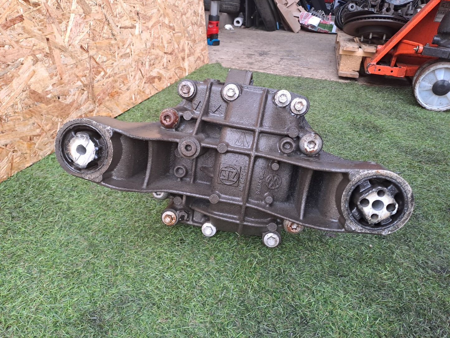 ✅Audi Q7 S Line Quattro 3.0 Diesel 2009 AUTOMATIC REAR DIFFERENTIAL 4460310018 - Image 4
