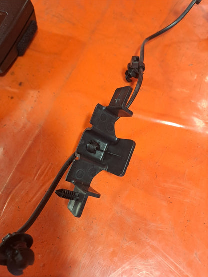 ✅2020 Jaguar I-Pace X590 Seat Belt Buckle Front Right J9C3-61208-AD A375 - Image 5