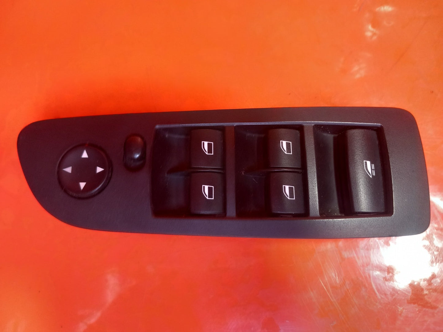 2013 BMW 1 Series E88 Right Driver Window Control Switch 9217317 Warranty A348 - Image 2