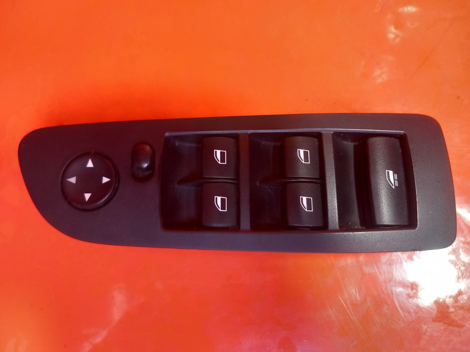 2013 BMW 1 Series E88 Right Driver Window Control Switch 9217317 Warranty A348 - Image 2