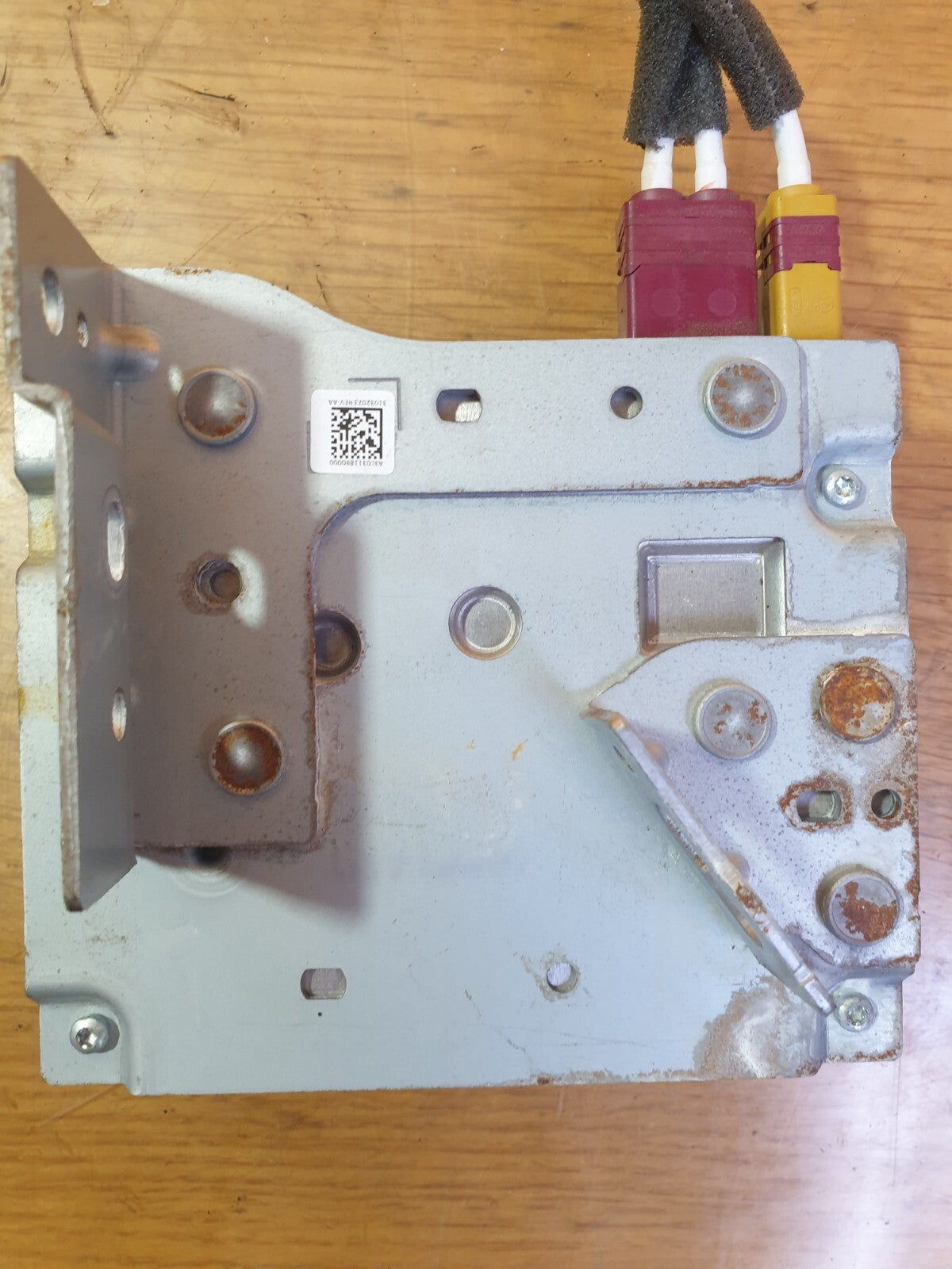 ebay-src:https://i.ebayimg.com/00/s/mtywmfgxmjaw/z/rdeaaoswdppmc~et/$_57.jpg