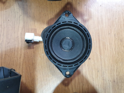 ebay-src:https://i.ebayimg.com/00/s/mtiwmfgxnjaw/z/emaaaosw~qjm5kwh/$_57.jpg