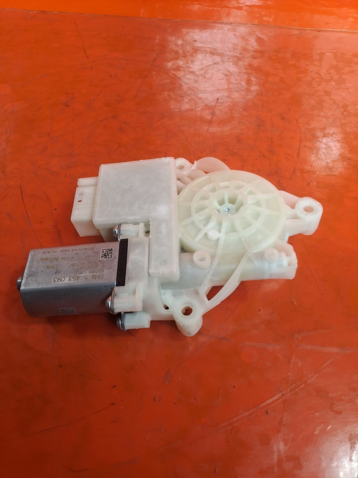 ebay-src:https://i.ebayimg.com/00/s/mtywmfgxmjaw/z/0b4aaeswei9qdgla/$_57.jpg