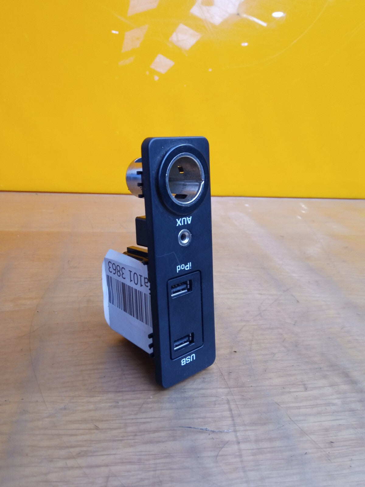 ✅2012 Range Rover Evoque L538 AUX In USB IPod Connectivity Socket Port LR025882 - Image 7