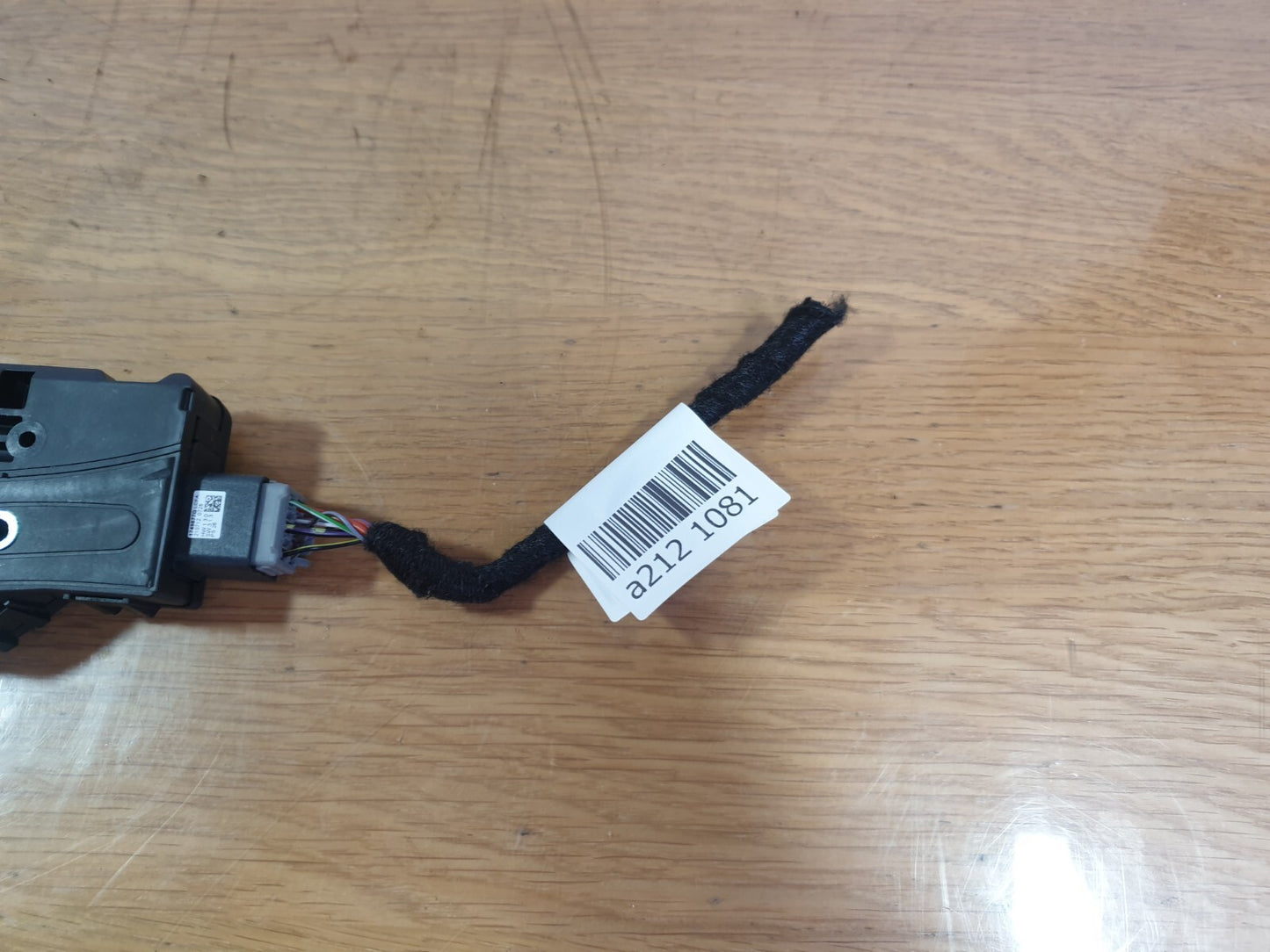 ebay-src:https://i.ebayimg.com/00/s/mtiwmfgxnjaw/z/lmqaaoswbcvm7ij1/$_57.jpg