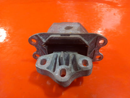 BMW F40 116D 1.5 Diesel 2021 Engine Gearbox Mount Left 6853445 Warranty A365 - Image 3