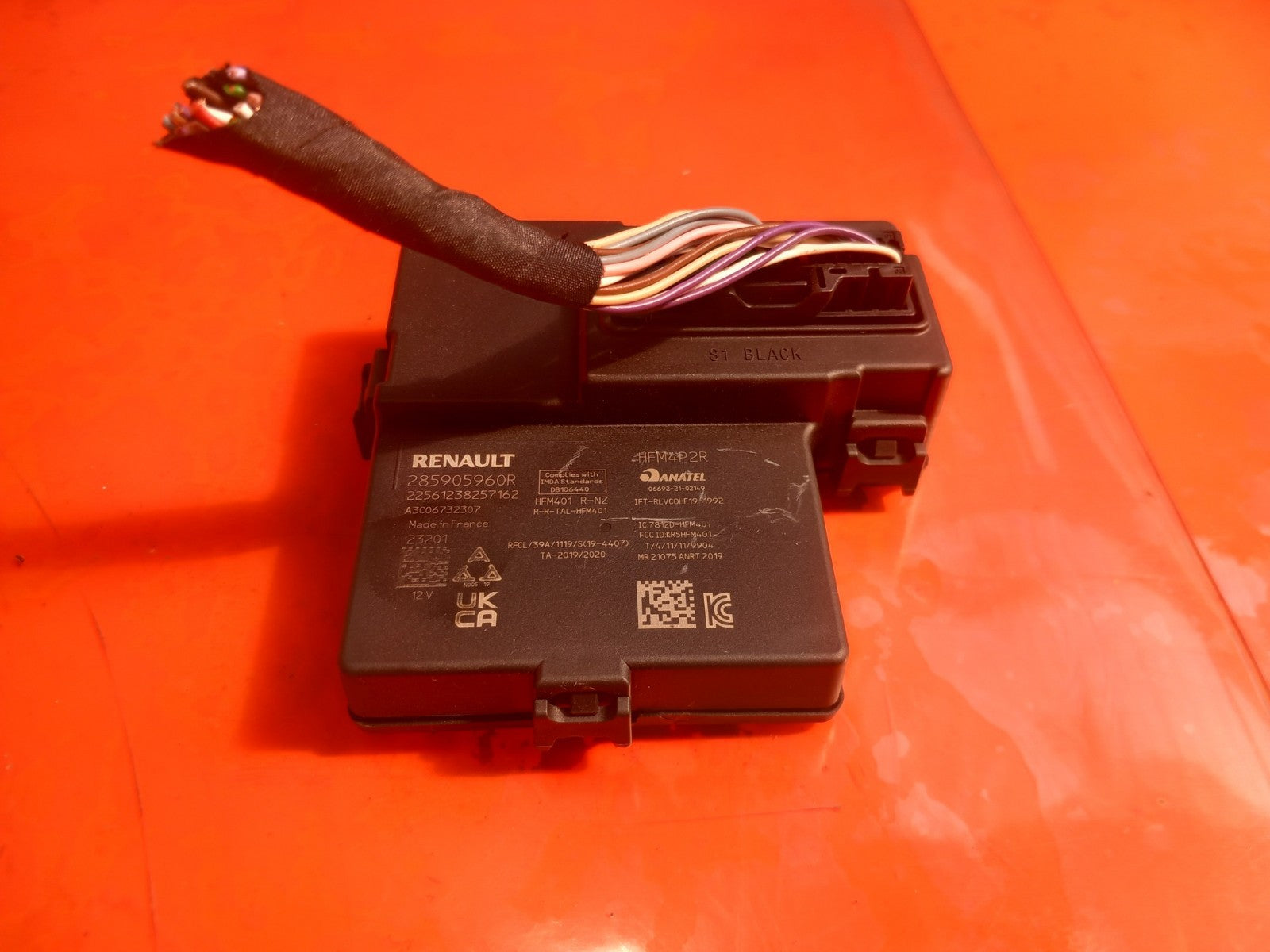 Renault Captur 1.6 Petrol 2023 Body Comfort Control Unit 285905960R Warranty - Image 3