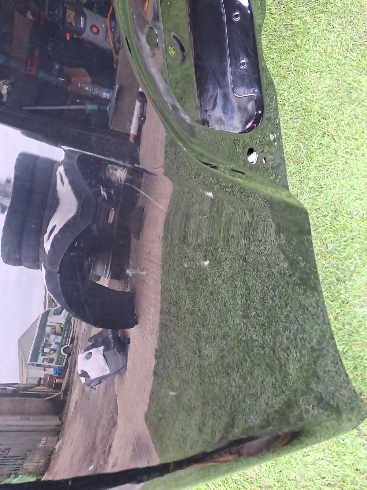 ✅Land Rover Discovery Sport L550 2.0 diesel 2018 Bonnet Black Dent A094 - Image 11