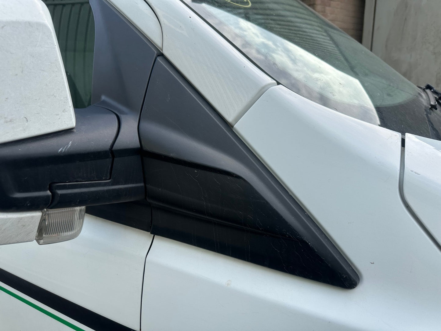 ✅Ford Transit Custom 2.2 Diesel 2014 Front Right Wing Mirror White Scratches - Image 2