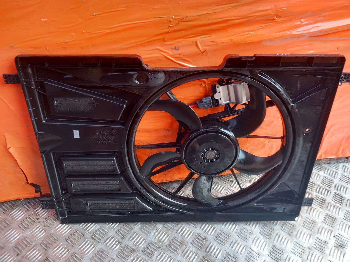 2013 Ford Focus MK3 Radiator Cooling Fan 8V61-8C607-R Warranty A313 - Image 8