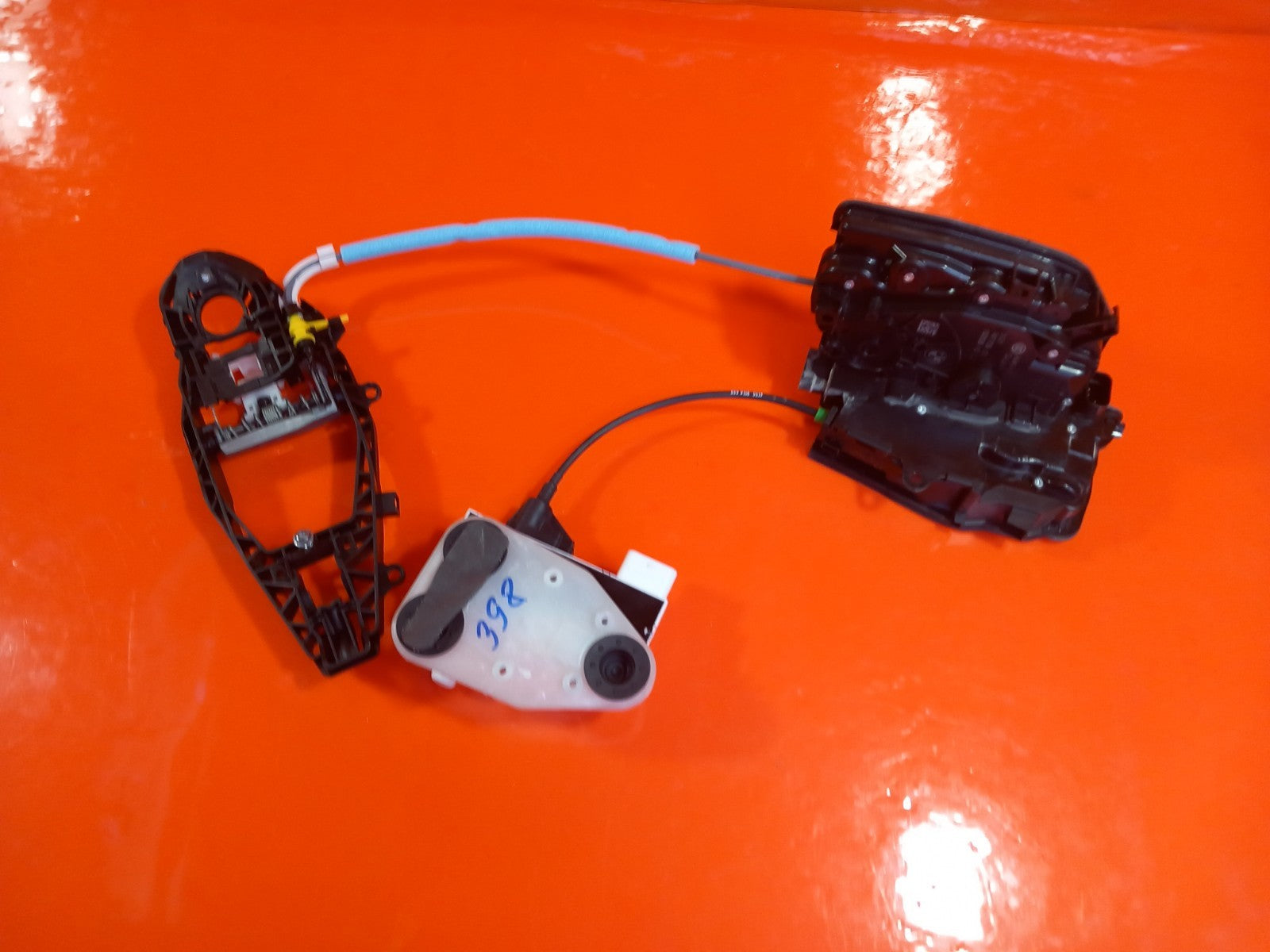 BMW X5 G05 Xdrive 50e M Sport 3.0 Petrol 2025 Front Left Door Lock 7477709 A398 - Image 6