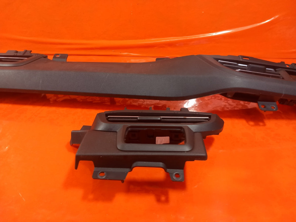 ebay-src:https://i.ebayimg.com/00/s/mtiwmfgxnjaw/z/ig8aaeswicfqmd9h/$_57.jpg