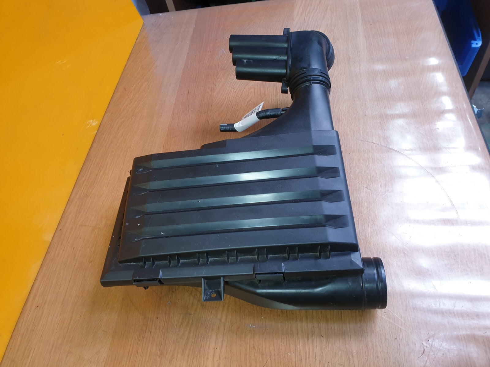 ✅2023 CUPRA FORMENTOR 1.4P HYBRID AIR FILTER BOX 04E129611L + WARRANTY A173 - Image 2