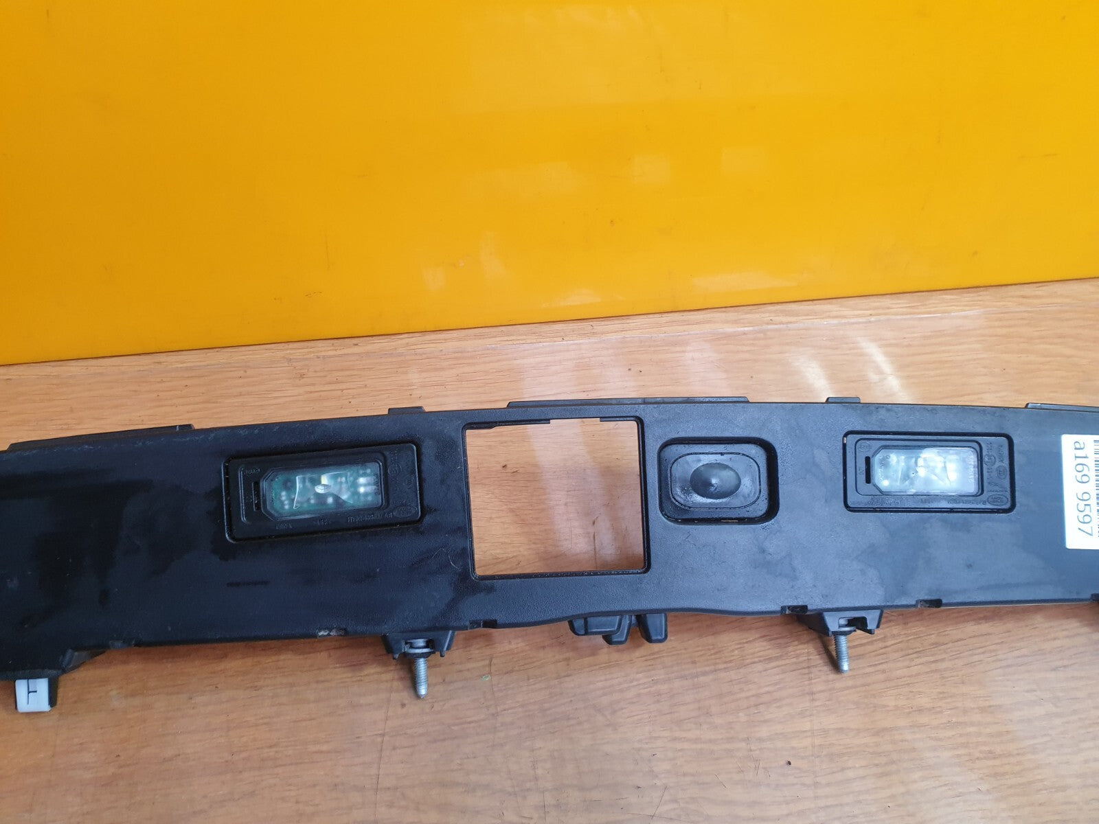 ✅2022 RANGE ROVER EVOQUE L551 TAILGATE REAR TRIM BOOT HANDLE K8D2404C42A A169 - Image 4