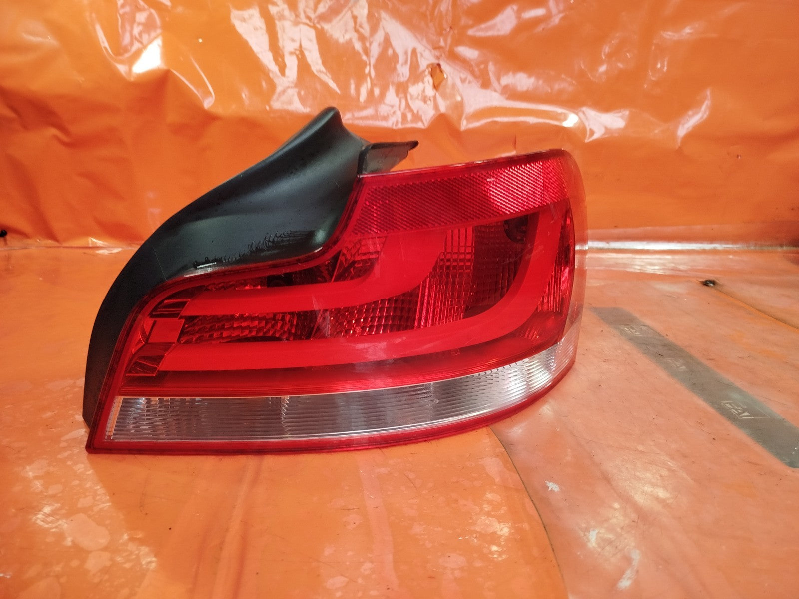 ebay-src:https://i.ebayimg.com/00/s/mtiwmfgxnjaw/z/vgaaaesw--vpc7g2/$_57.jpg