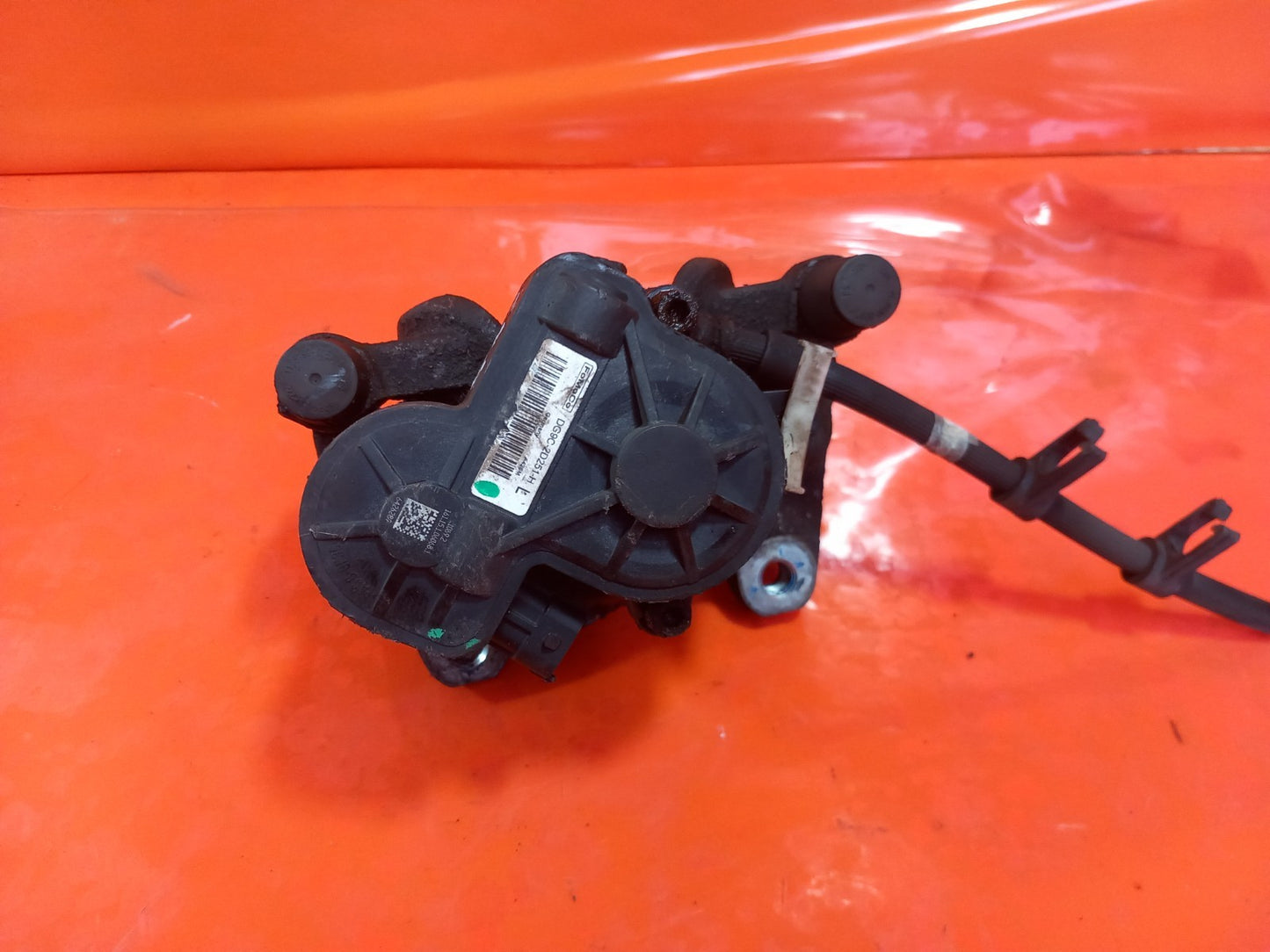 Ford Galaxy Zetec 2.0 Diesel 2019 Rear Left Electric Brake Caliper DG9C2D251H - Image 5