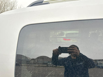 ✅2024 FORD TOURNEO CONNECT QUARTER GLASS REAR RIGHT + WARRANTY A366 - Image 4