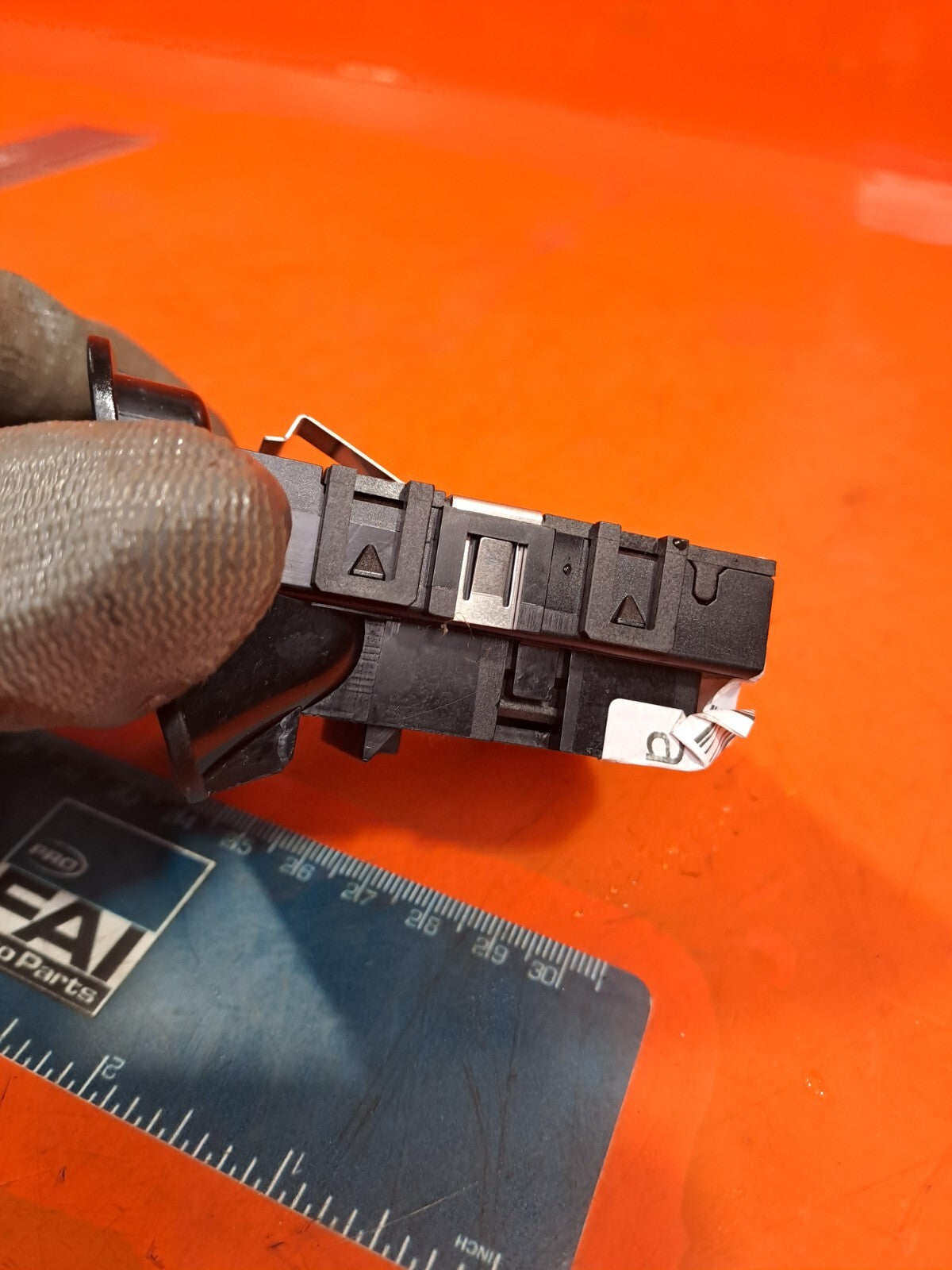 ✅MERCEDES W176 A180 1.6 PETROL 2012 HANDBRAKE RELEASE SWITCH A2469050451 A213 - Image 11