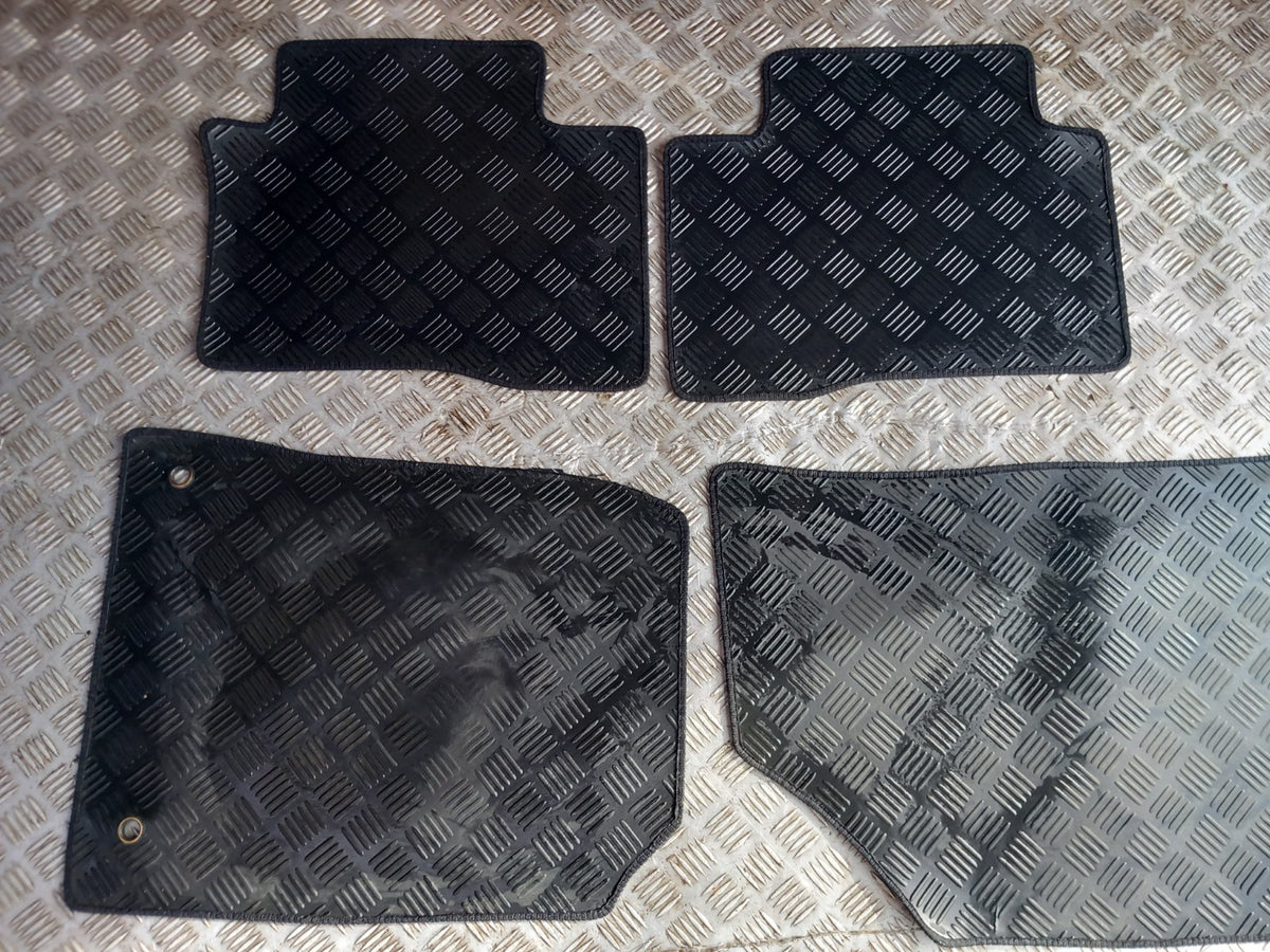 Ssangyong Tivoli Ex 2016 Floor Mat Set Warranty A279 - Image 4