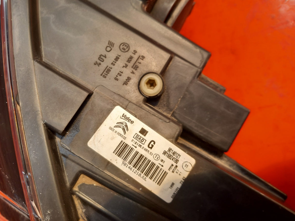 ebay-src:https://i.ebayimg.com/00/s/mtiwmfgxnjaw/z/bbiaaeswrrrqv2cz/$_57.jpg