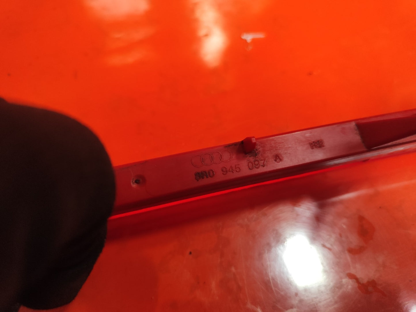 2016 Audi Q5 8R Rear Third Brake Light 8R0945097A Warranty A152 - Image 12