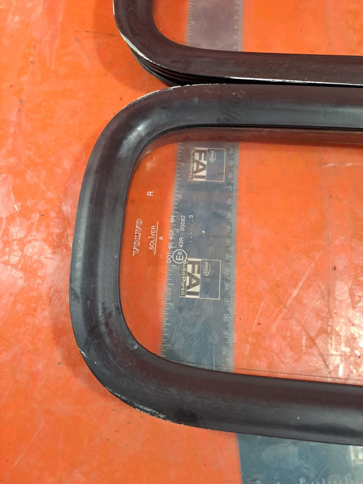 ✅2003 VOLVO FL FRONT CABIN WINDOW GLASSES PAIR LEFT & RIGHT 43R-00082 + WARRANTY - Image 5