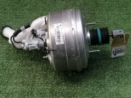 MERCEDES A CLASS W177 BRAKE SERVO MASTER CYLINDER A1774304400 X00 - Image 9